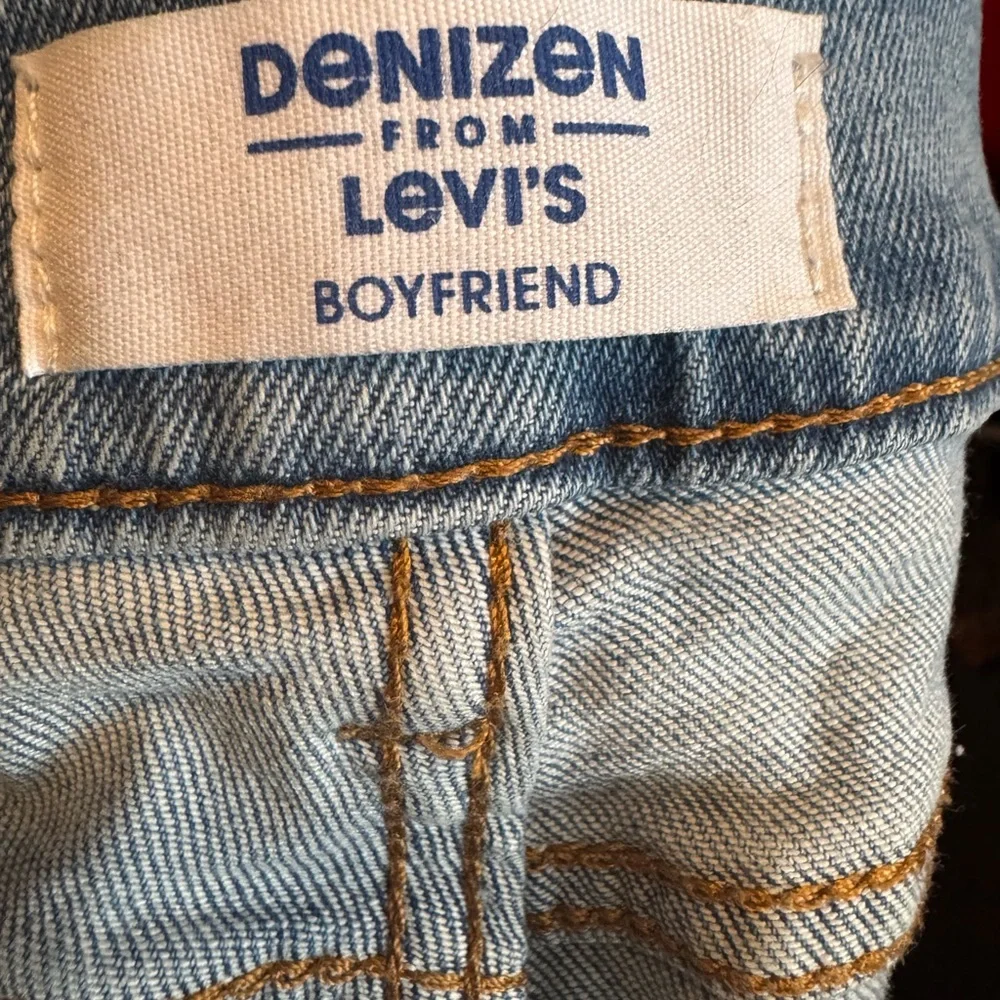 Denizen by Levi’s Distressed Boyfriend Denim Jeans Women’s Size 14